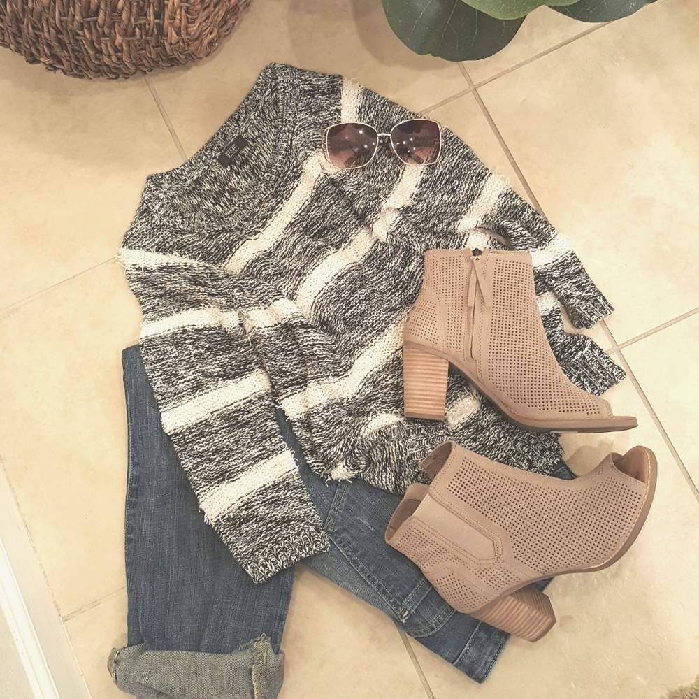 F&F 3/4 length, striped sweater